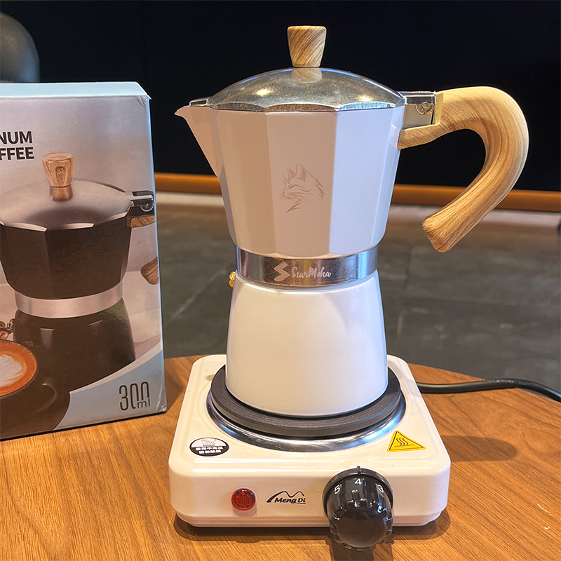Cafetera Moka de 3/6 Tazas - C - Coffee Equipment Wdt reseña y precio