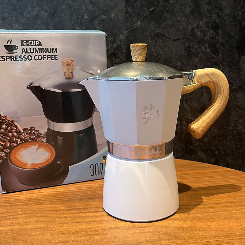 Cafetera Moka de 3/6 Tazas - C - Coffee Equipment Wdt reseña y precio